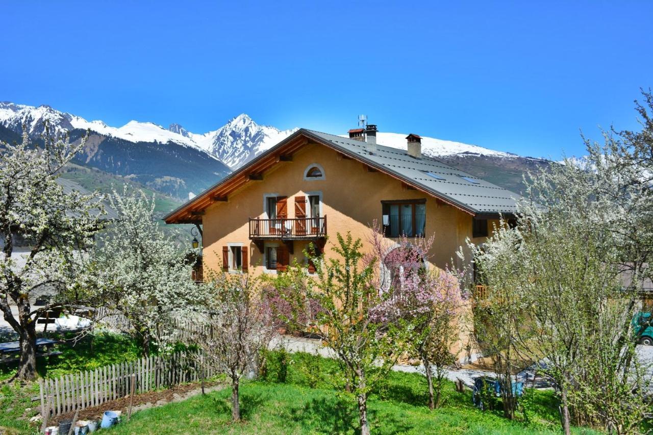 Gite-Auberge de Montvilliers Aime Exterior foto